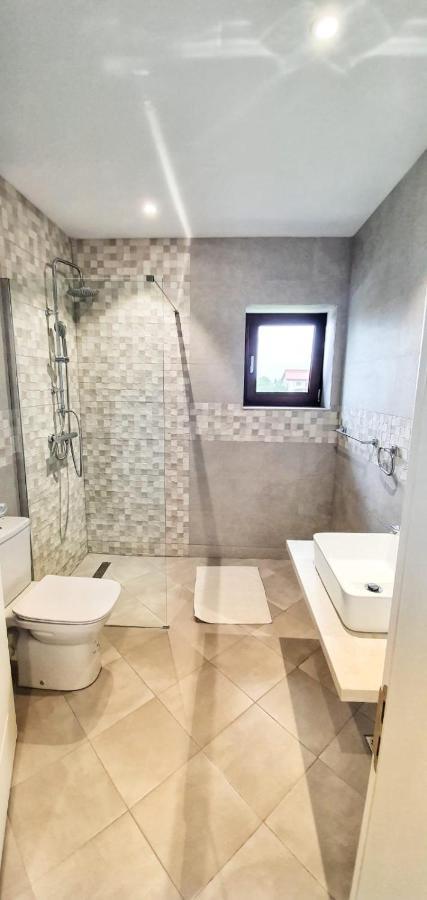Casa Cochilia - Camera Privata In Localitatea トゥズラ エクステリア 写真
