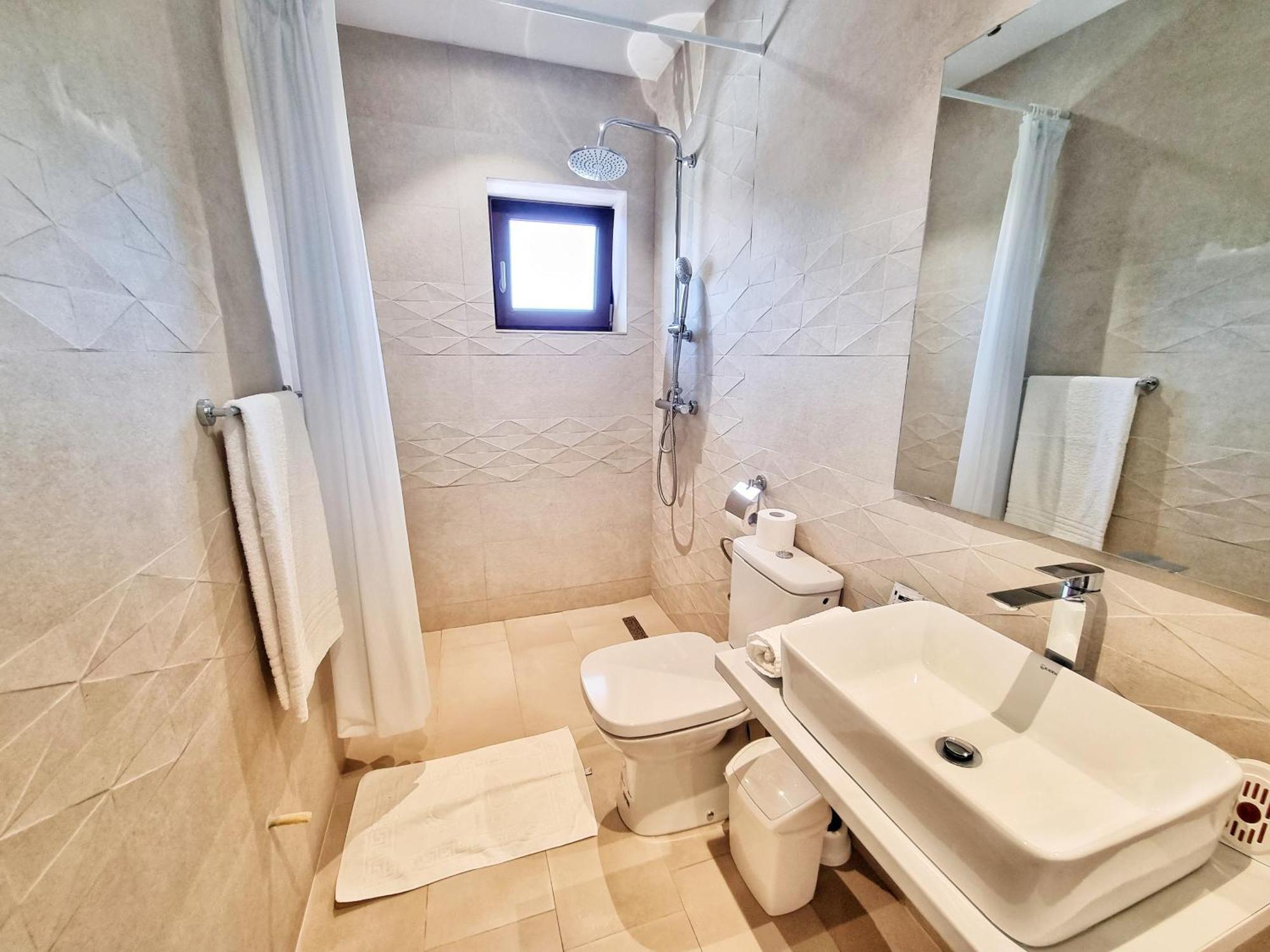 Casa Cochilia - Camera Privata In Localitatea トゥズラ エクステリア 写真