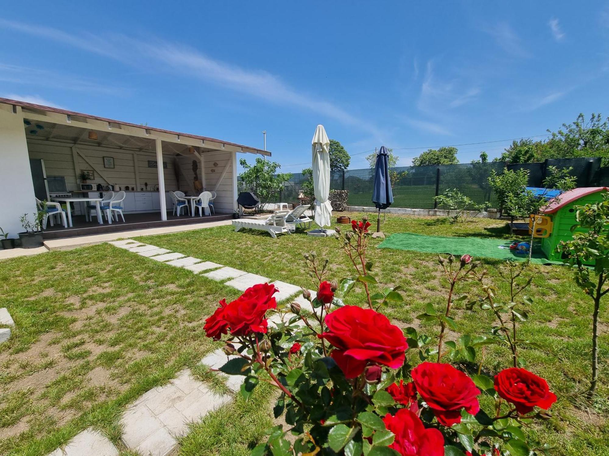Casa Cochilia - Camera Privata In Localitatea トゥズラ エクステリア 写真